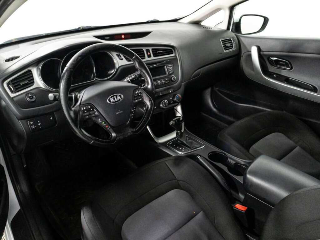 Kia Ceed 2013 года с пробегом. Фото: #10