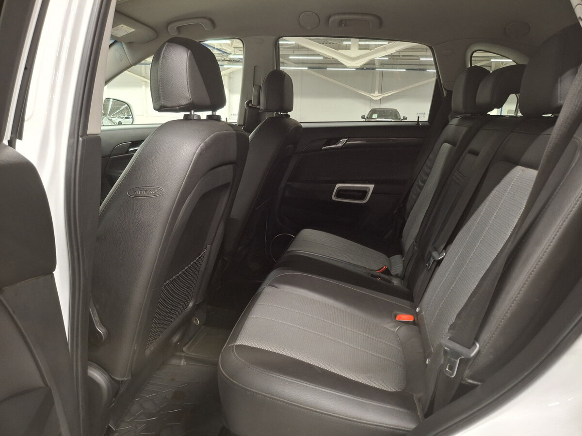 Opel Antara 2013 года с пробегом. Фото: #11