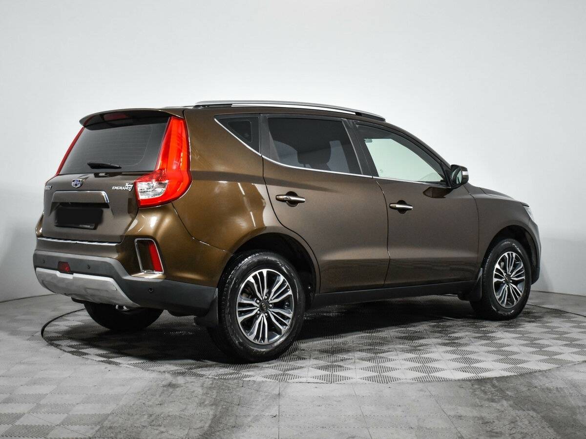Geely Emgrand X7 2021 года с пробегом. Фото: #3