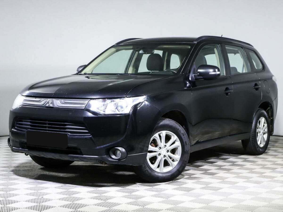Mitsubishi Outlander 2013 года с пробегом. Посмотреть фото