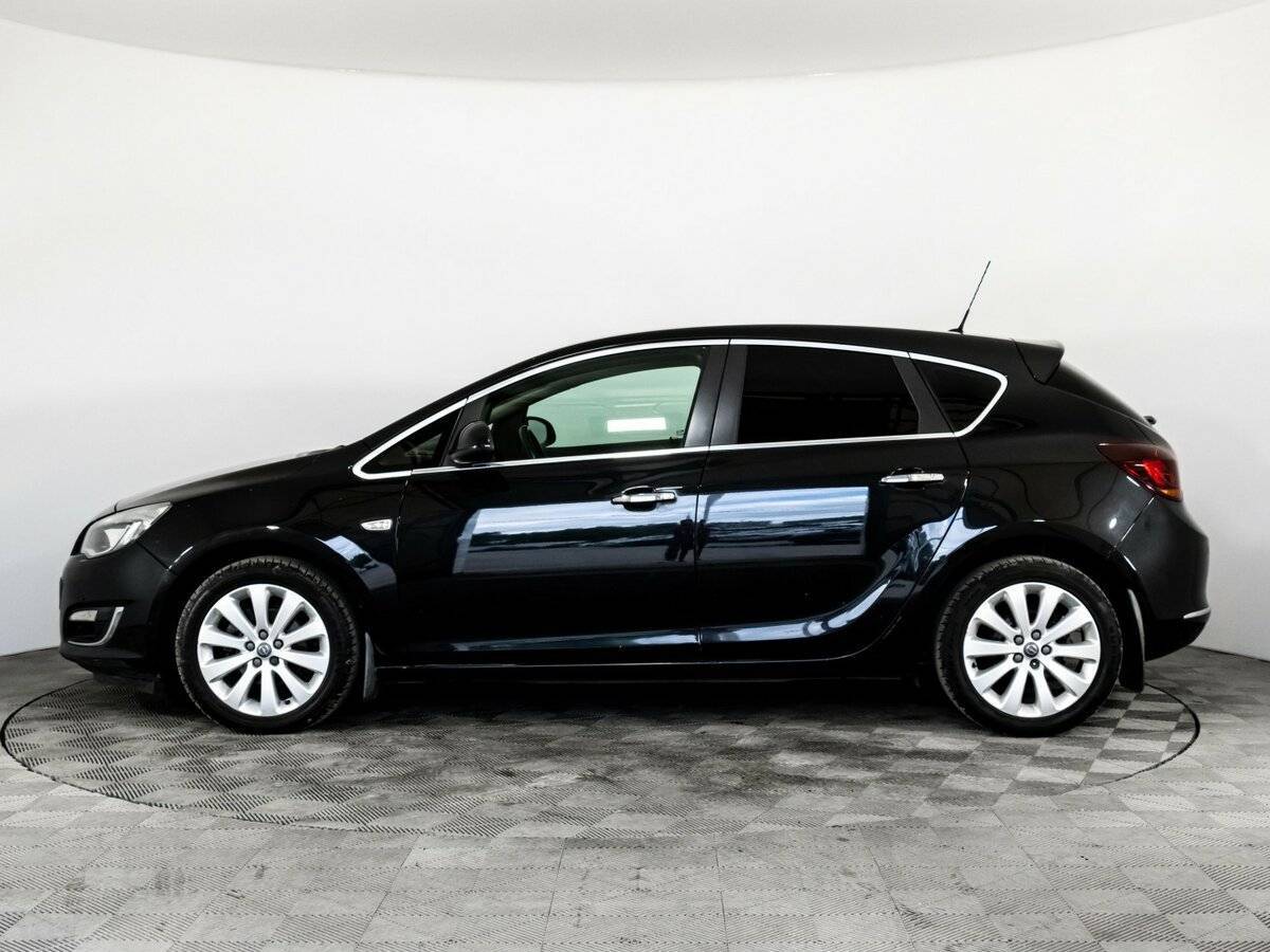 Opel Astra 2012 года с пробегом. Фото: #7