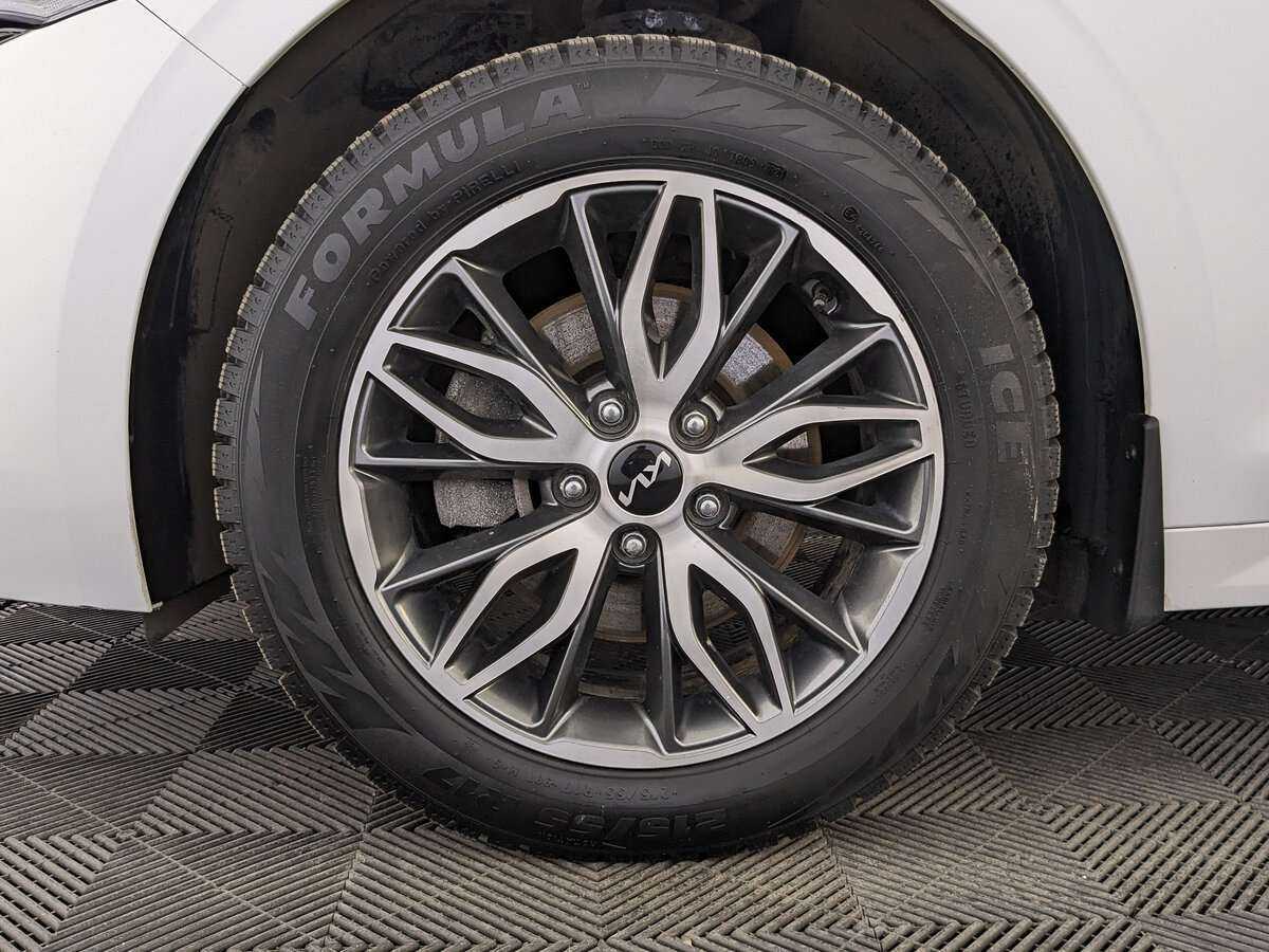 Kia K5 2021 года с пробегом. Фото: #9