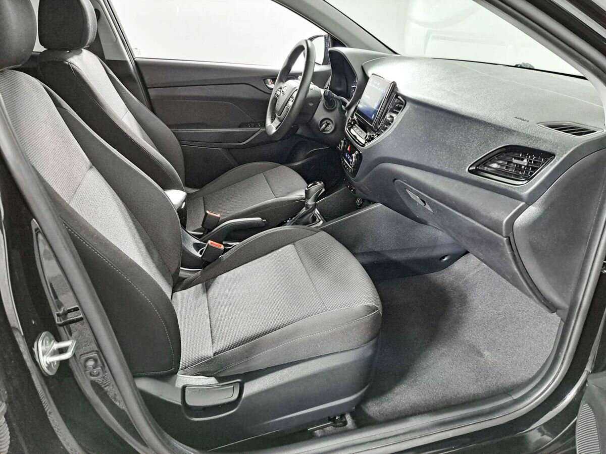 Hyundai Solaris 2022 года с пробегом. Фото: #8