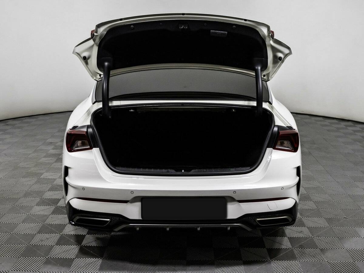 Kia K5 2021 года с пробегом. Фото: #10