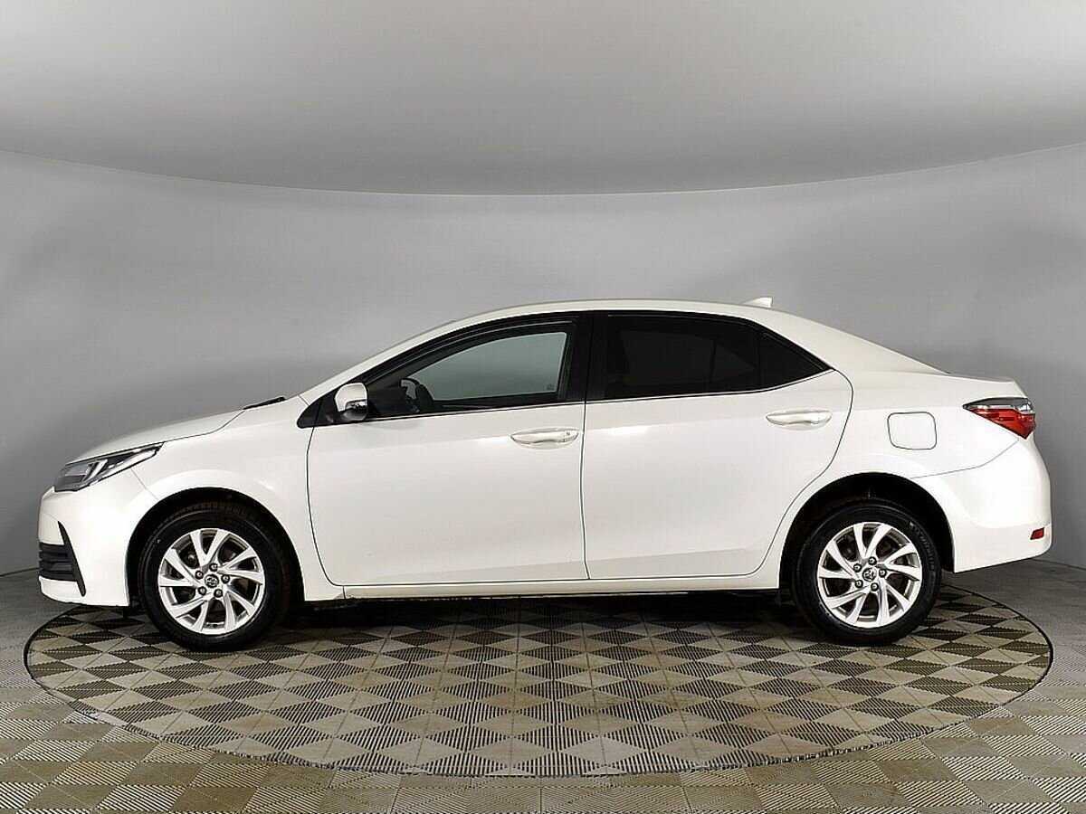 Toyota Corolla 2017 года с пробегом. Фото: #5