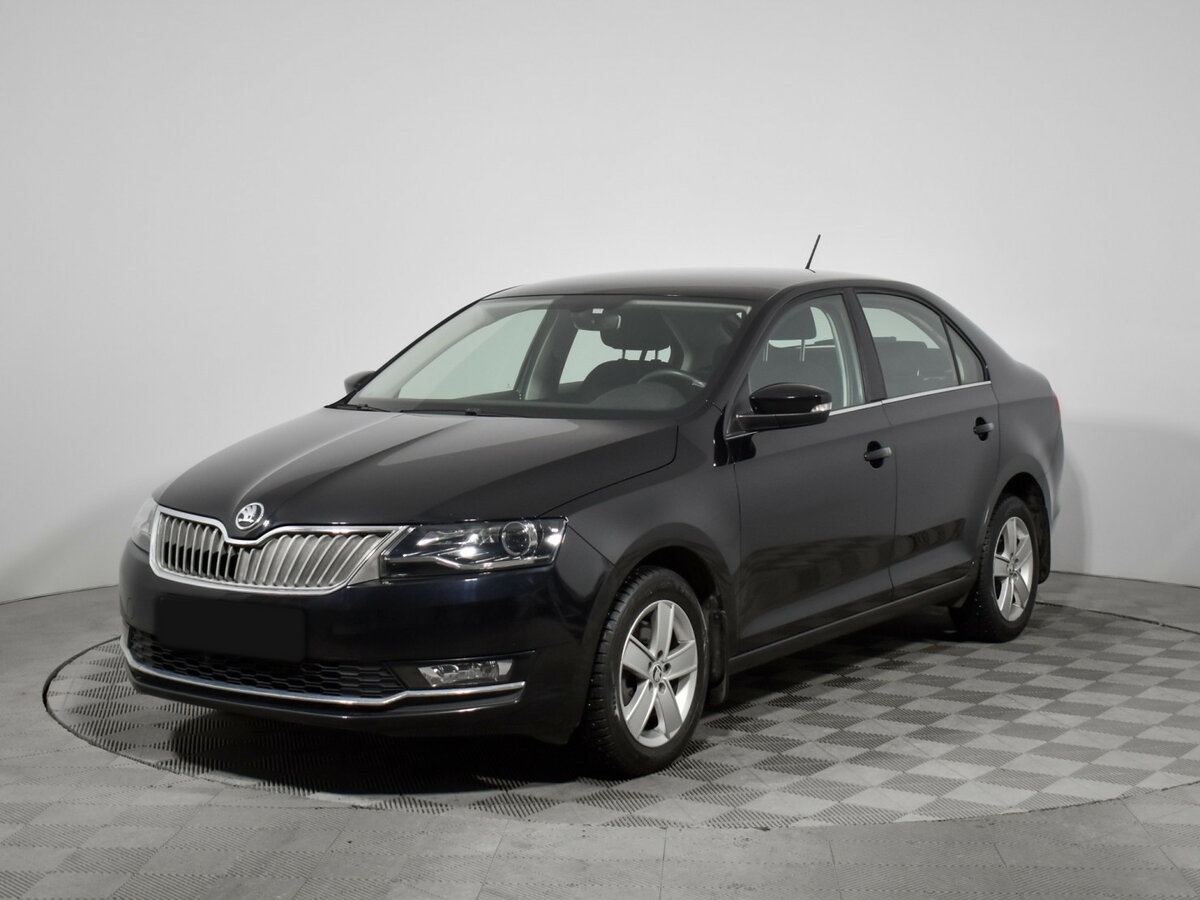 Skoda Rapid 2017 года с пробегом. Посмотреть фото