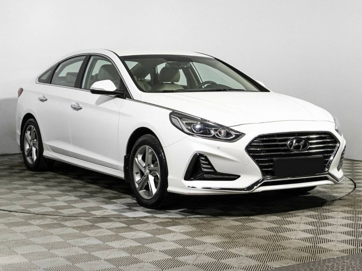 Hyundai Sonata 2017 года с пробегом. Фото: #2
