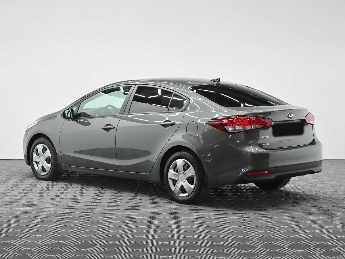 Kia Cerato 2018 года с пробегом. Фото: #3