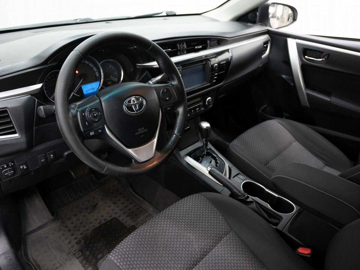 Toyota Corolla 2013 года с пробегом. Фото: #8