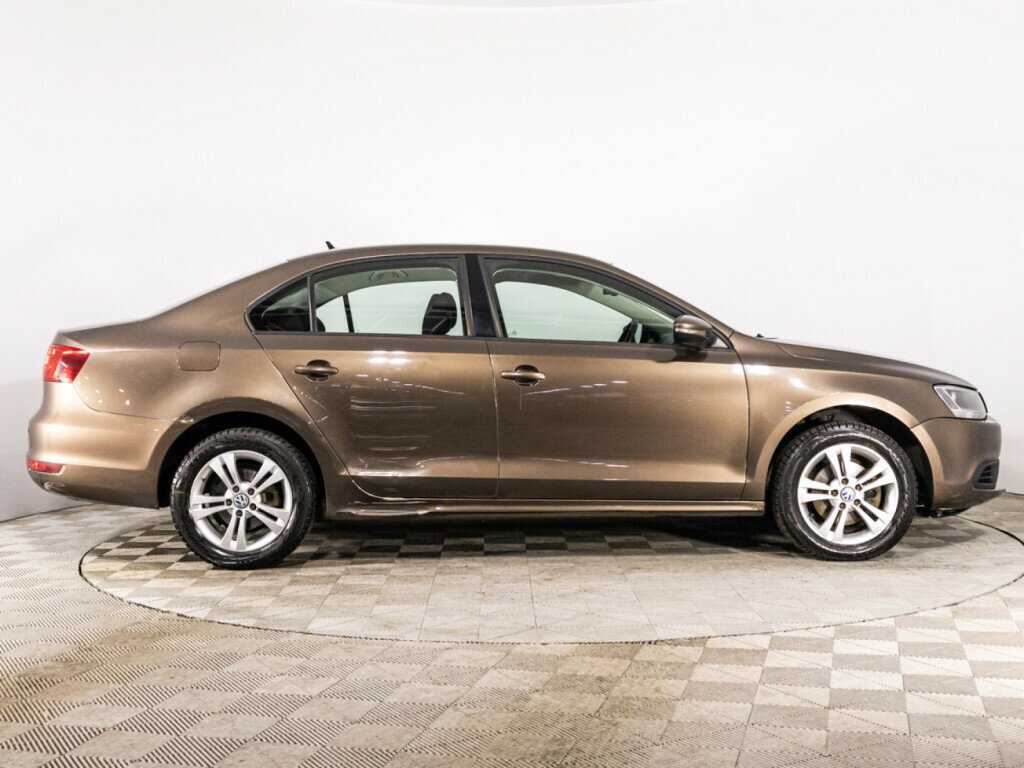 Volkswagen Jetta 2012 года с пробегом. Фото: #3