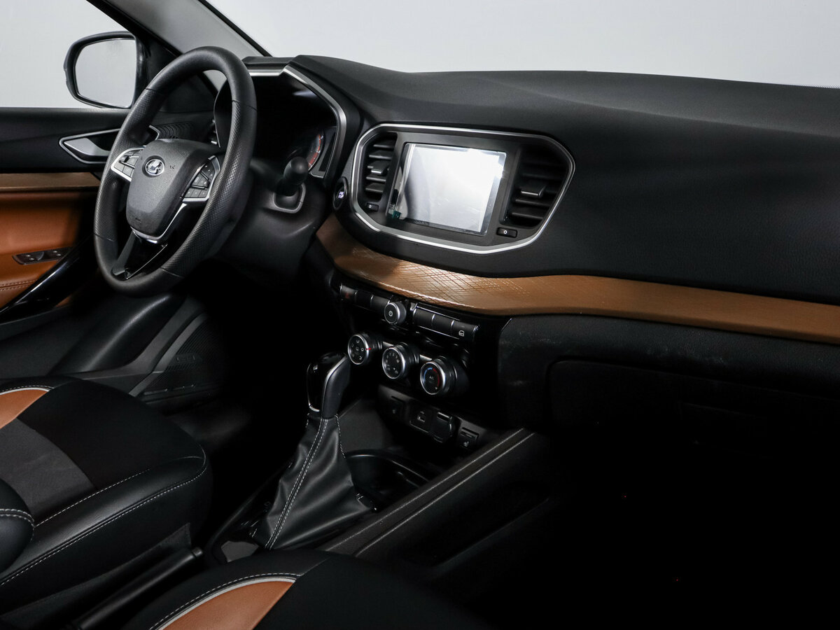Lada (ВАЗ) Vesta 2024 года с пробегом. Фото: #5