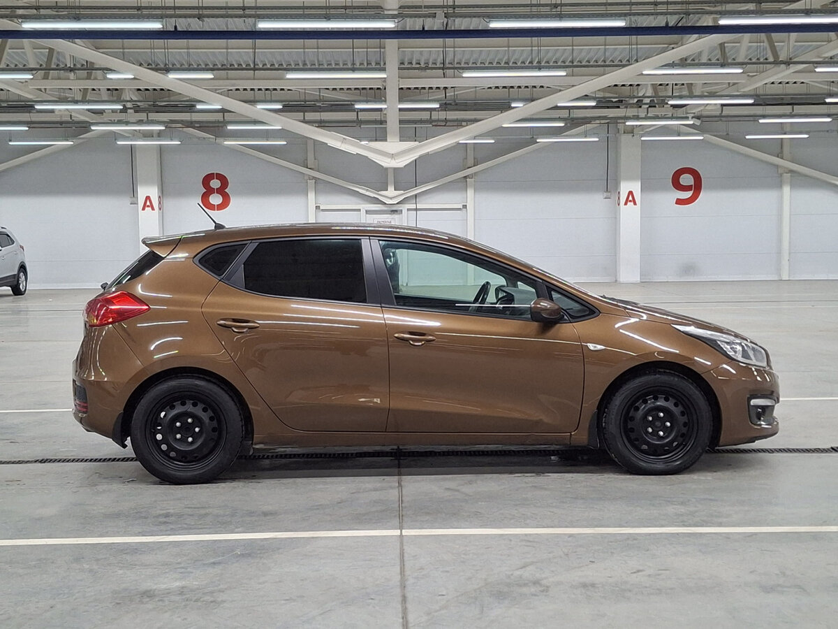 Kia Ceed 2015 года с пробегом. Фото: #3