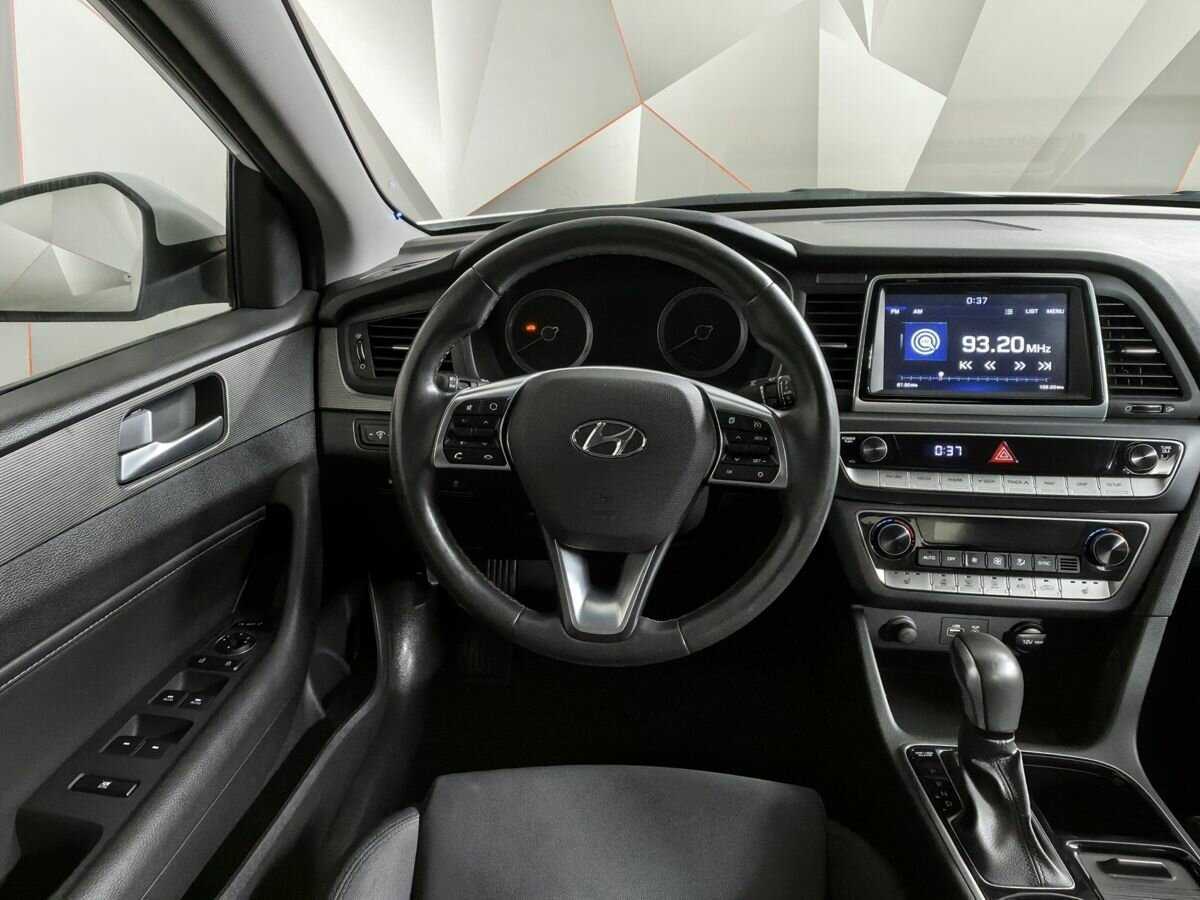 Hyundai Sonata 2018 года с пробегом. Фото: #14