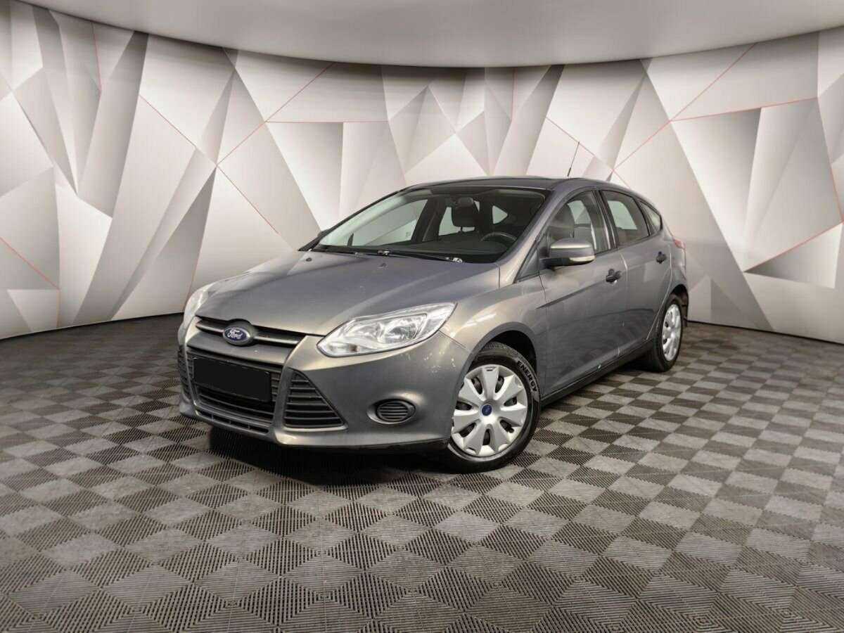 Ford Focus 2012 года с пробегом. Посмотреть фото