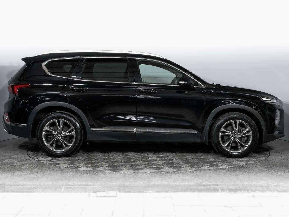 Hyundai Santa Fe 2019 года с пробегом. Фото: #3