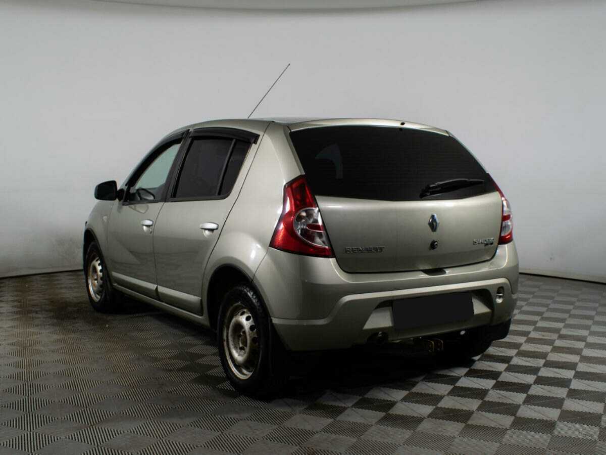Renault Sandero 2013 года с пробегом. Фото: #5