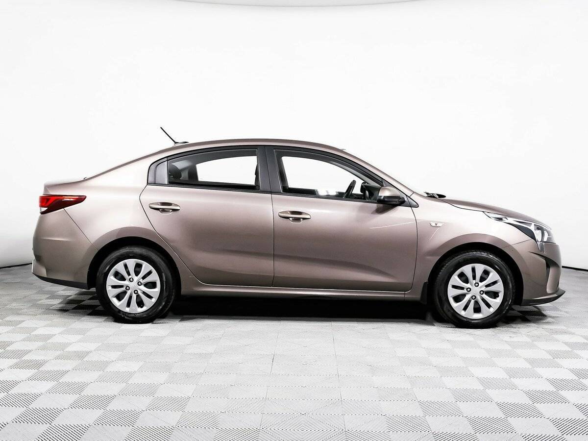 Kia Rio 2021 года с пробегом. Фото: #2