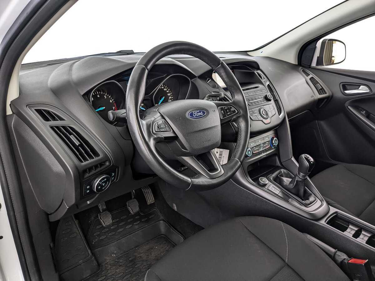 Ford Focus 2018 года с пробегом. Фото: #10