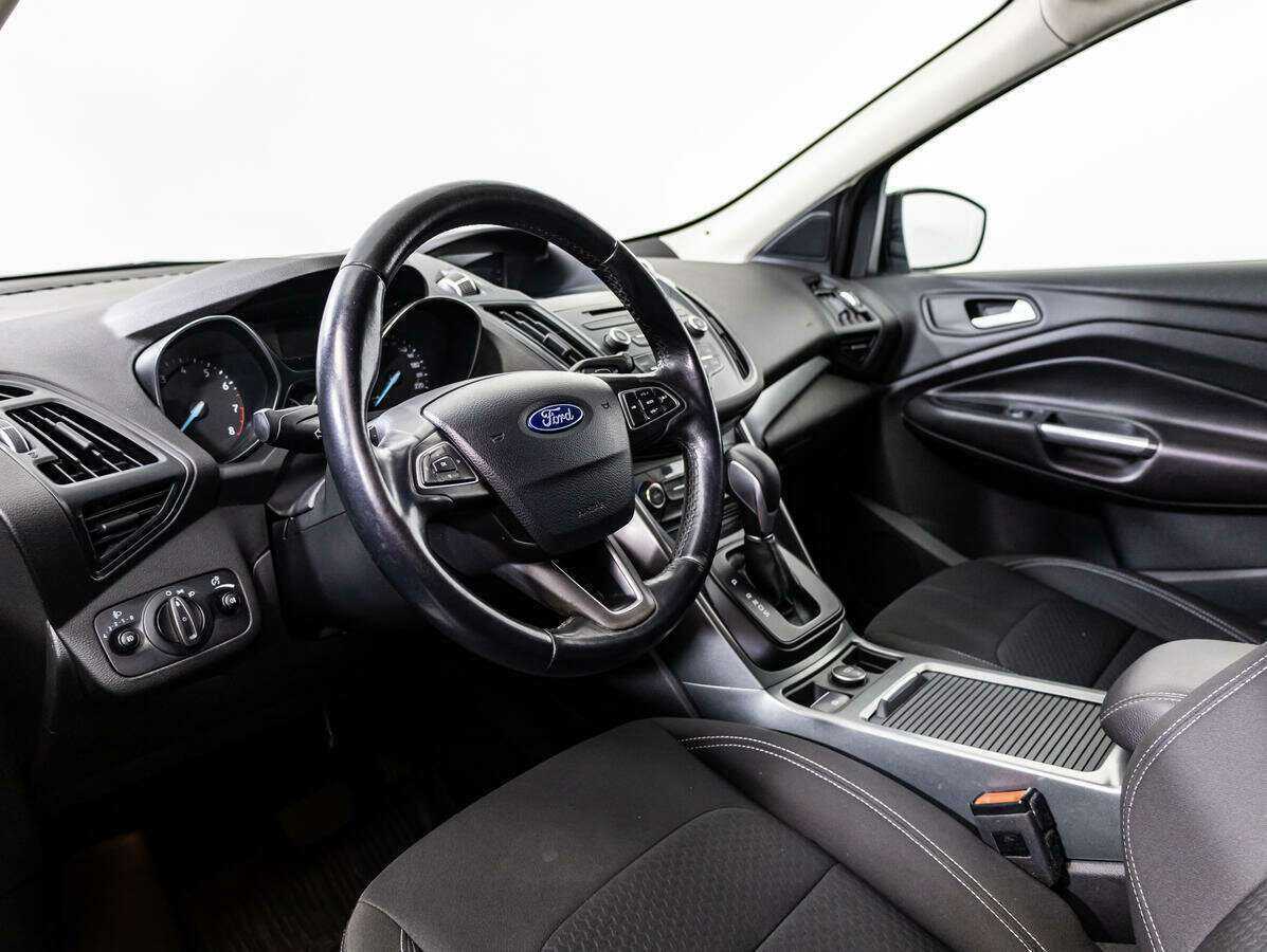 Ford Kuga 2018 года с пробегом. Фото: #8