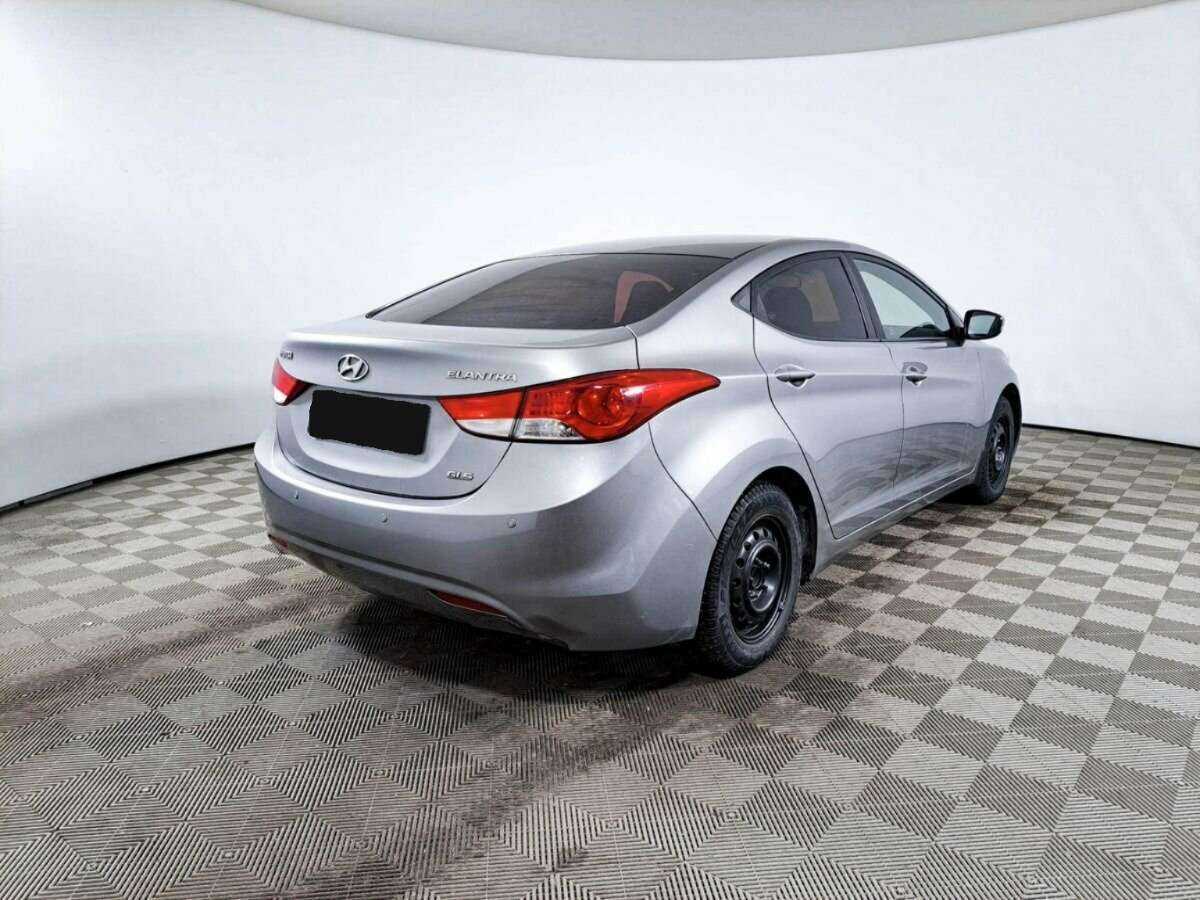 Hyundai Elantra 2013 года с пробегом. Фото: #4