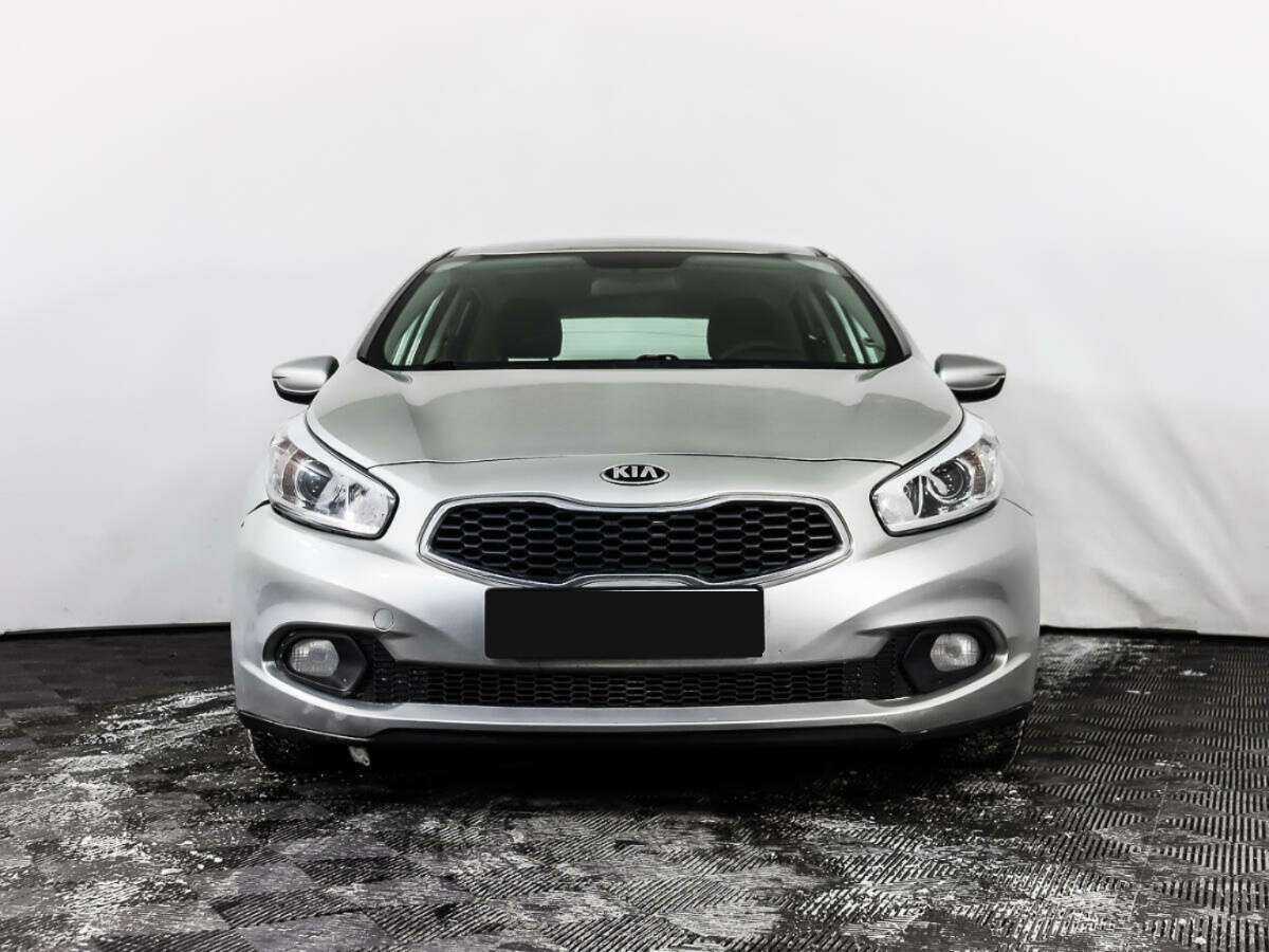 Kia Ceed 2013 года с пробегом. Фото: #1