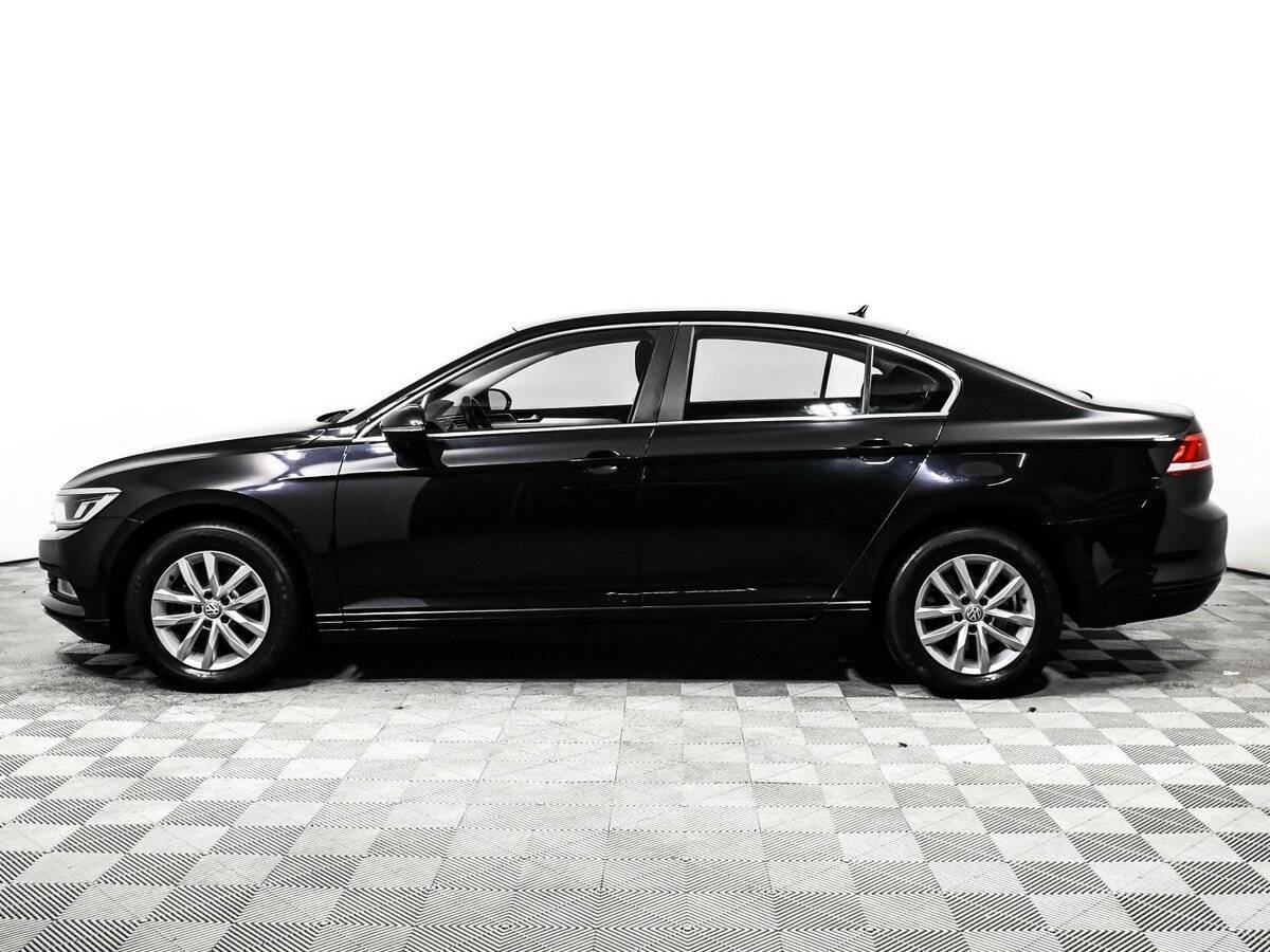 Volkswagen Passat 2018 года с пробегом. Фото: #7