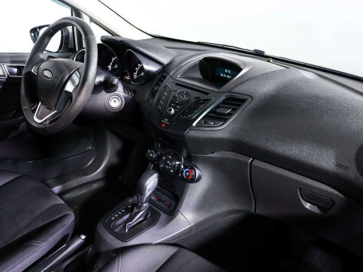 Ford Fiesta 2017 года с пробегом. Фото: #8