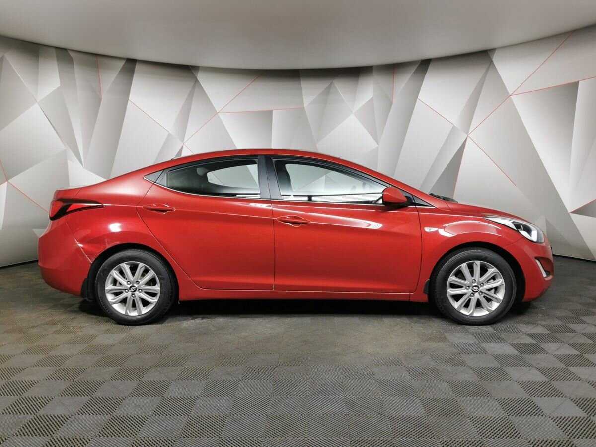 Hyundai Elantra 2015 года с пробегом. Фото: #5