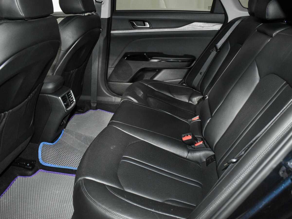 Kia K5 2021 года с пробегом. Фото: #11