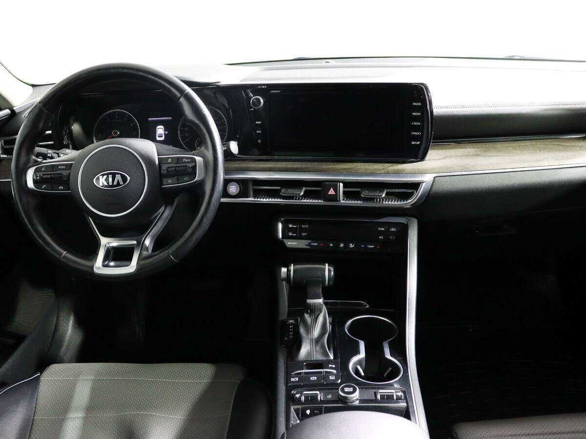 Kia K5 2020 года с пробегом. Фото: #9