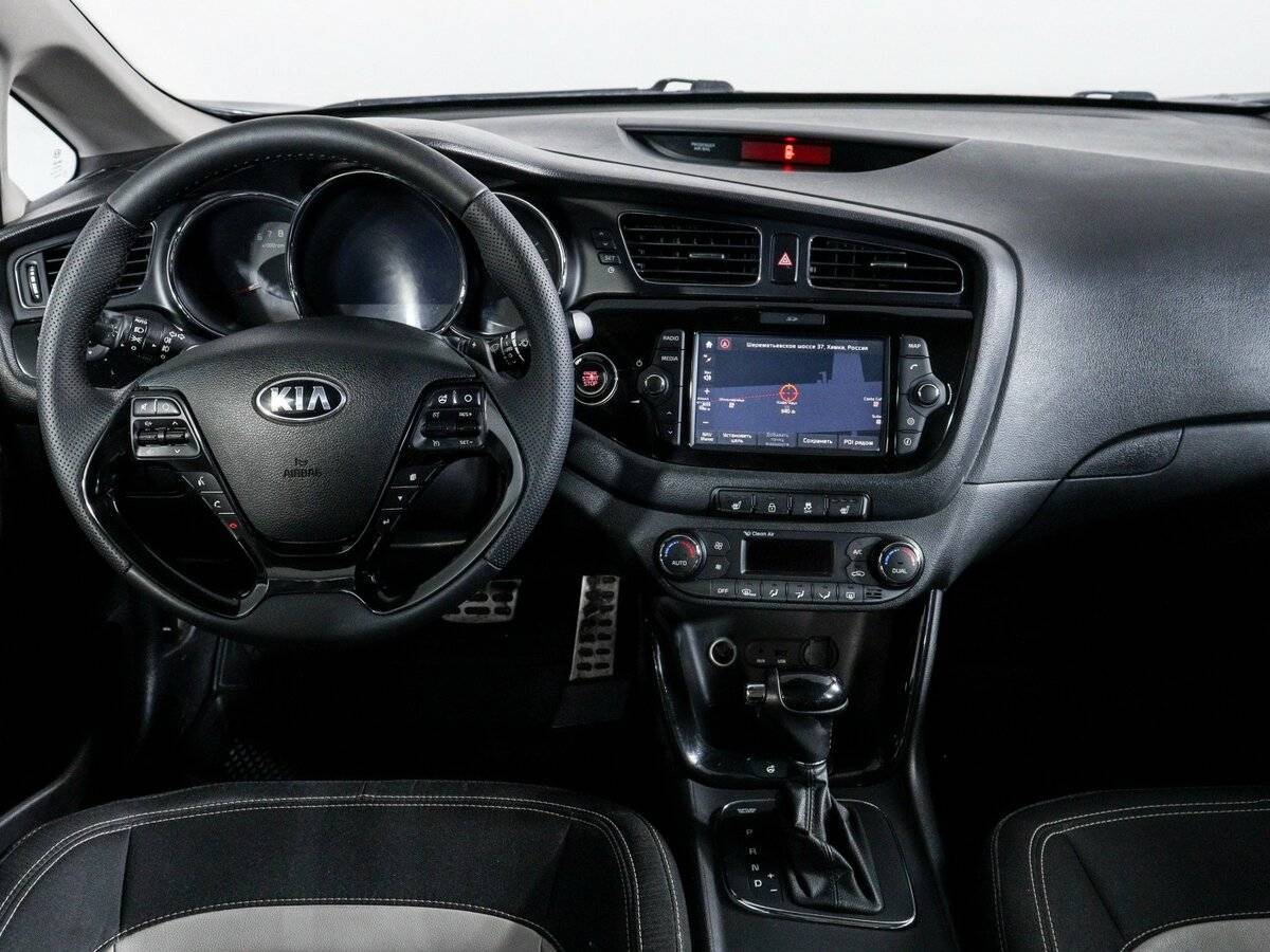 Kia Ceed 2013 года с пробегом. Фото: #5