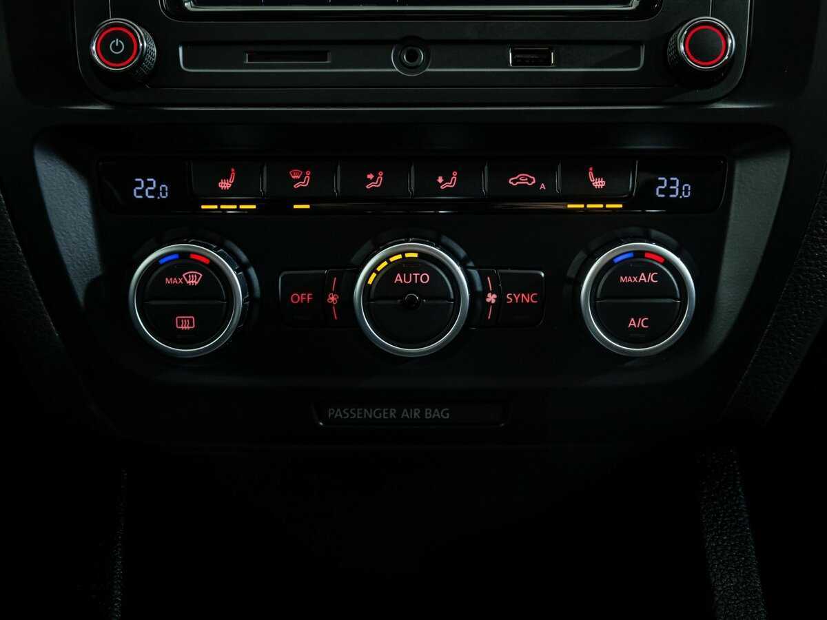 Volkswagen Jetta 2012 года с пробегом. Фото: #11
