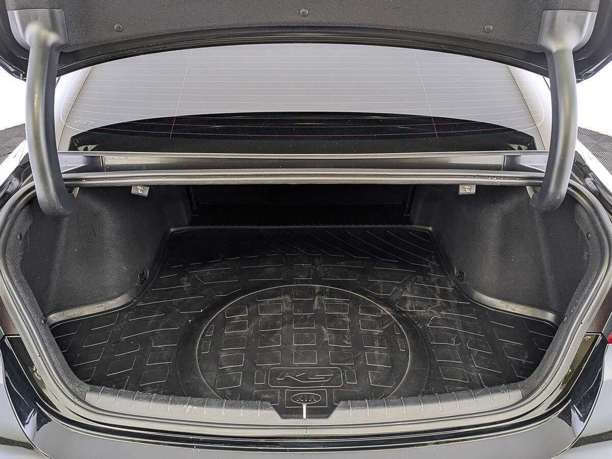 Kia K5 2022 года с пробегом. Фото: #9