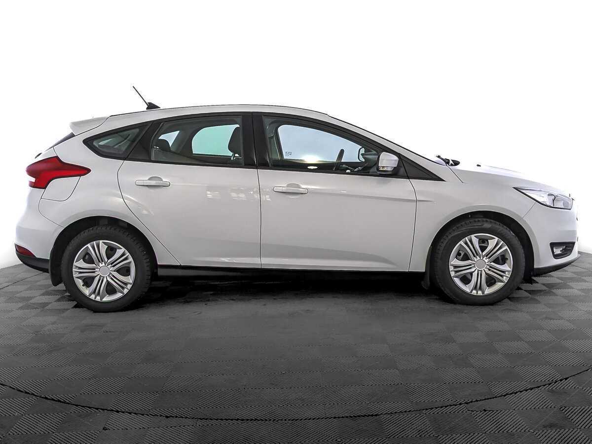 Ford Focus 2018 года с пробегом. Фото: #3
