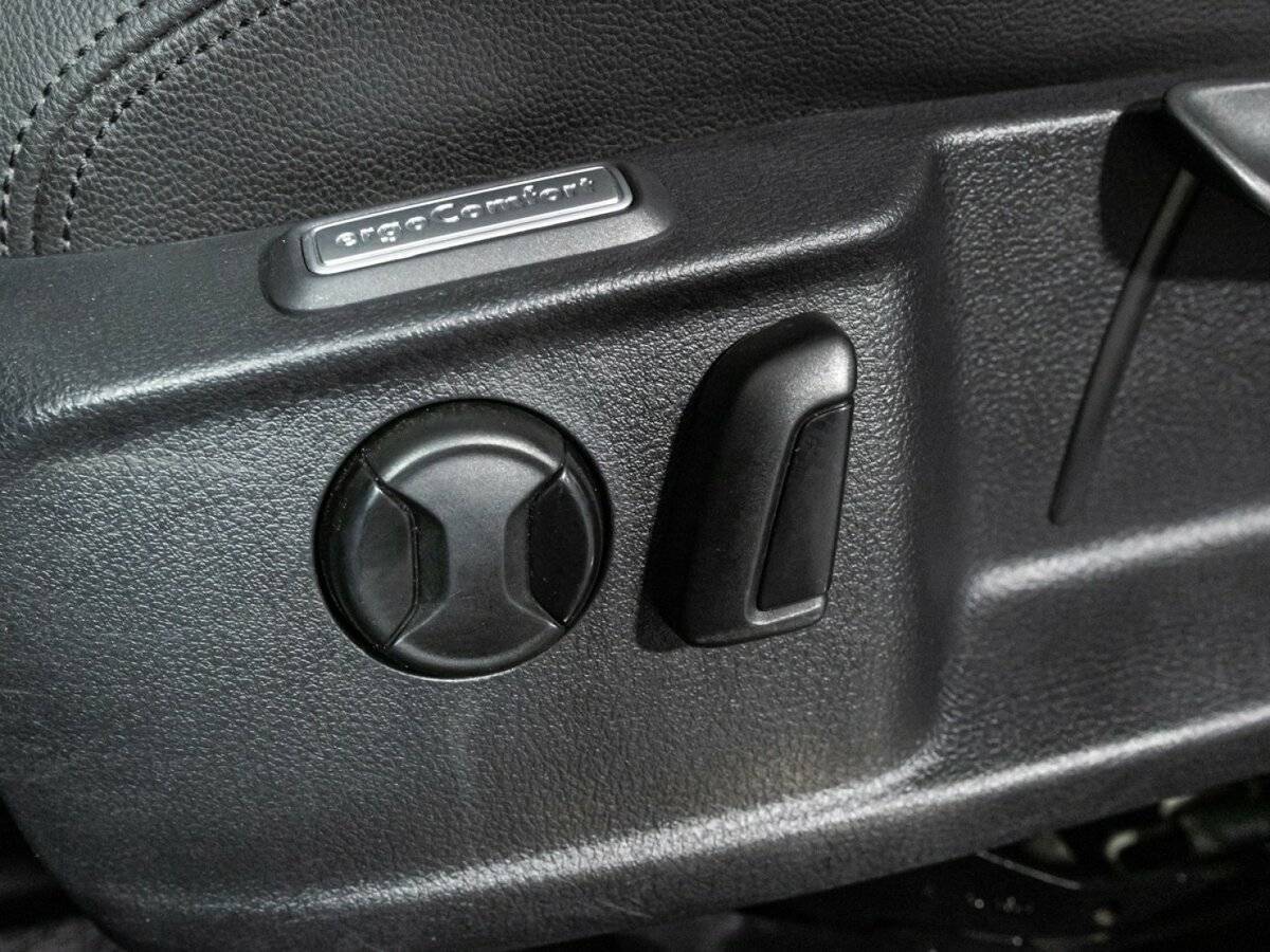 Volkswagen Passat 2016 года с пробегом. Фото: #16