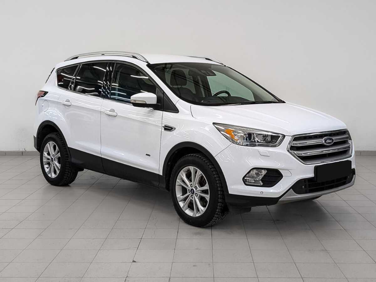 Ford Kuga 2016 года с пробегом. Фото: #2