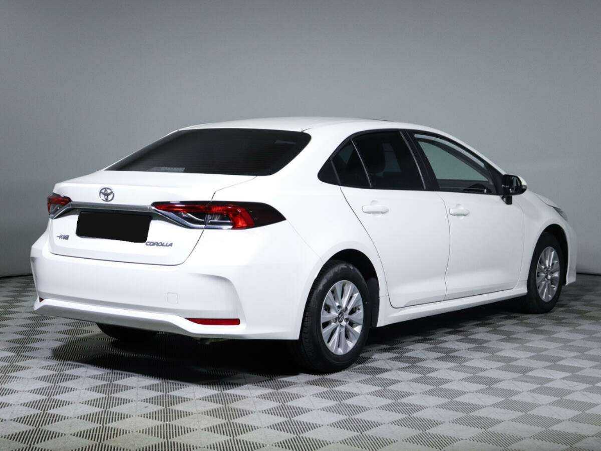 Toyota Corolla 2022 года с пробегом. Фото: #2