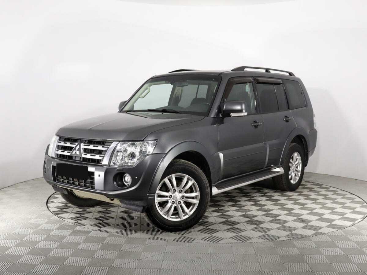 Mitsubishi Pajero 2012 года с пробегом. Посмотреть фото