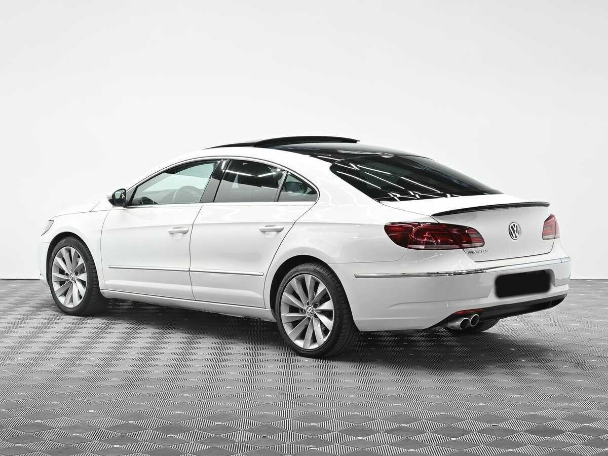 Volkswagen Passat CC 2013 года с пробегом. Фото: #3