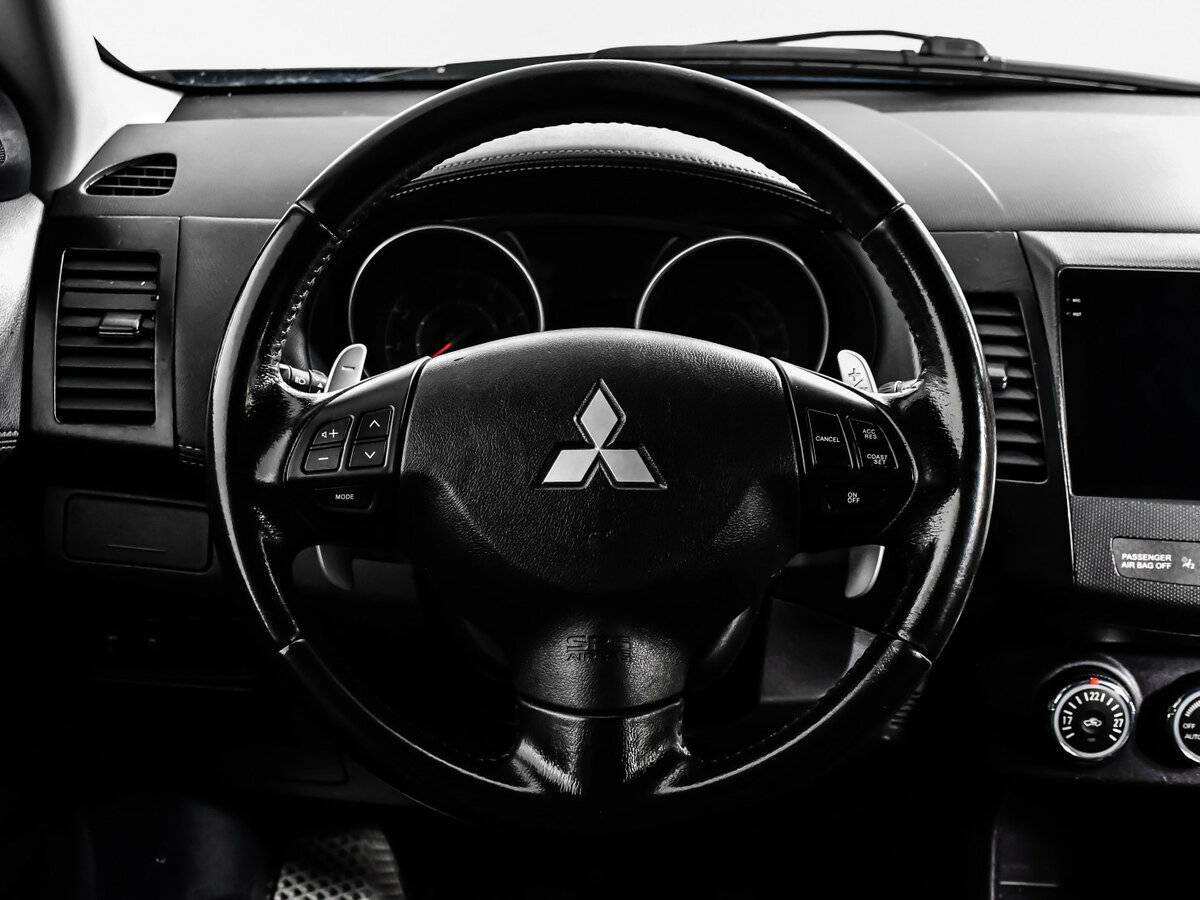 Mitsubishi Outlander 2012 года с пробегом. Фото: #10