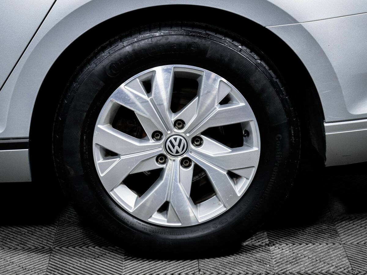 Volkswagen Passat 2017 года с пробегом. Фото: #13