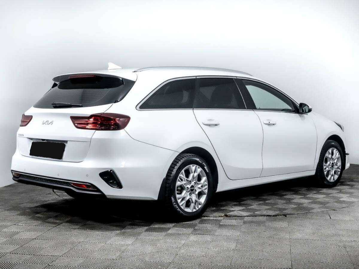 Kia Ceed 2021 года с пробегом. Фото: #3