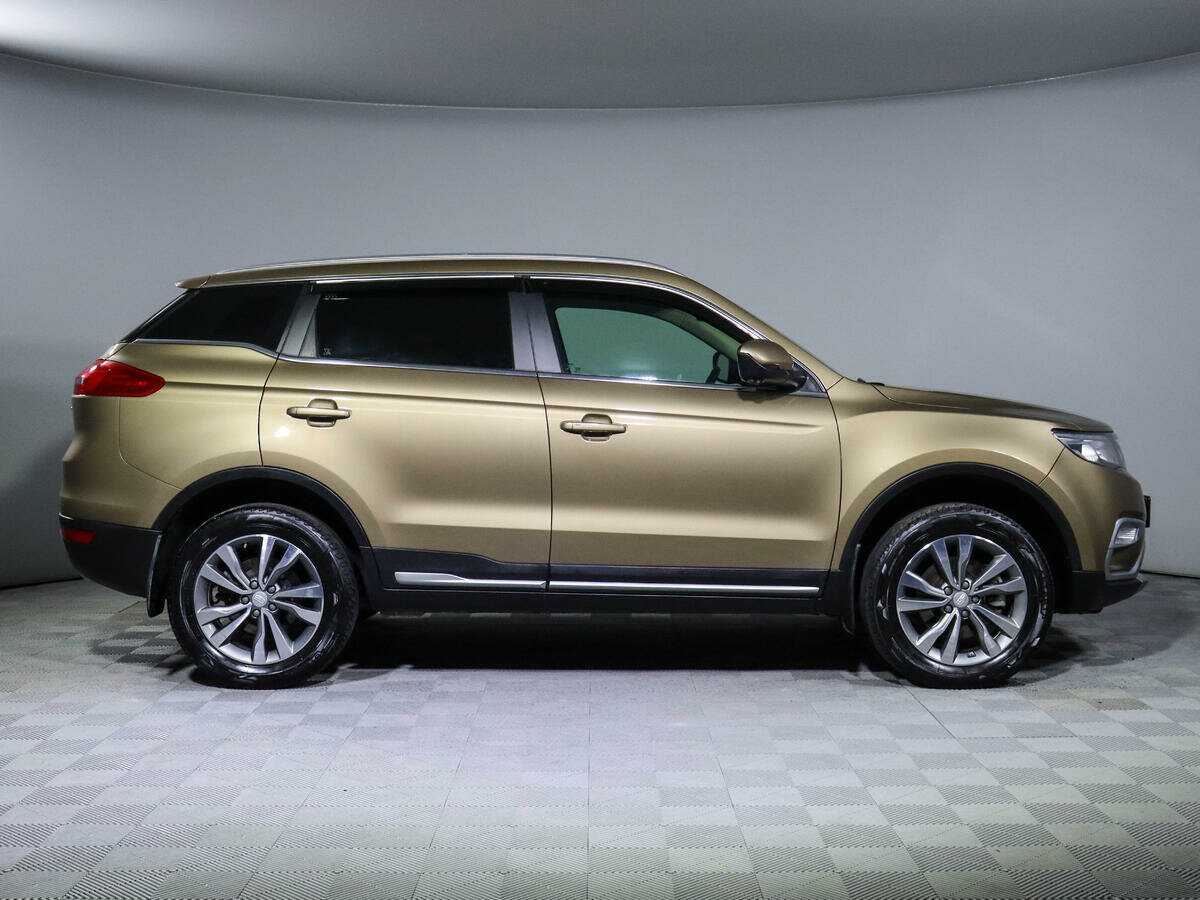 Geely Atlas 2021 года с пробегом. Фото: #3