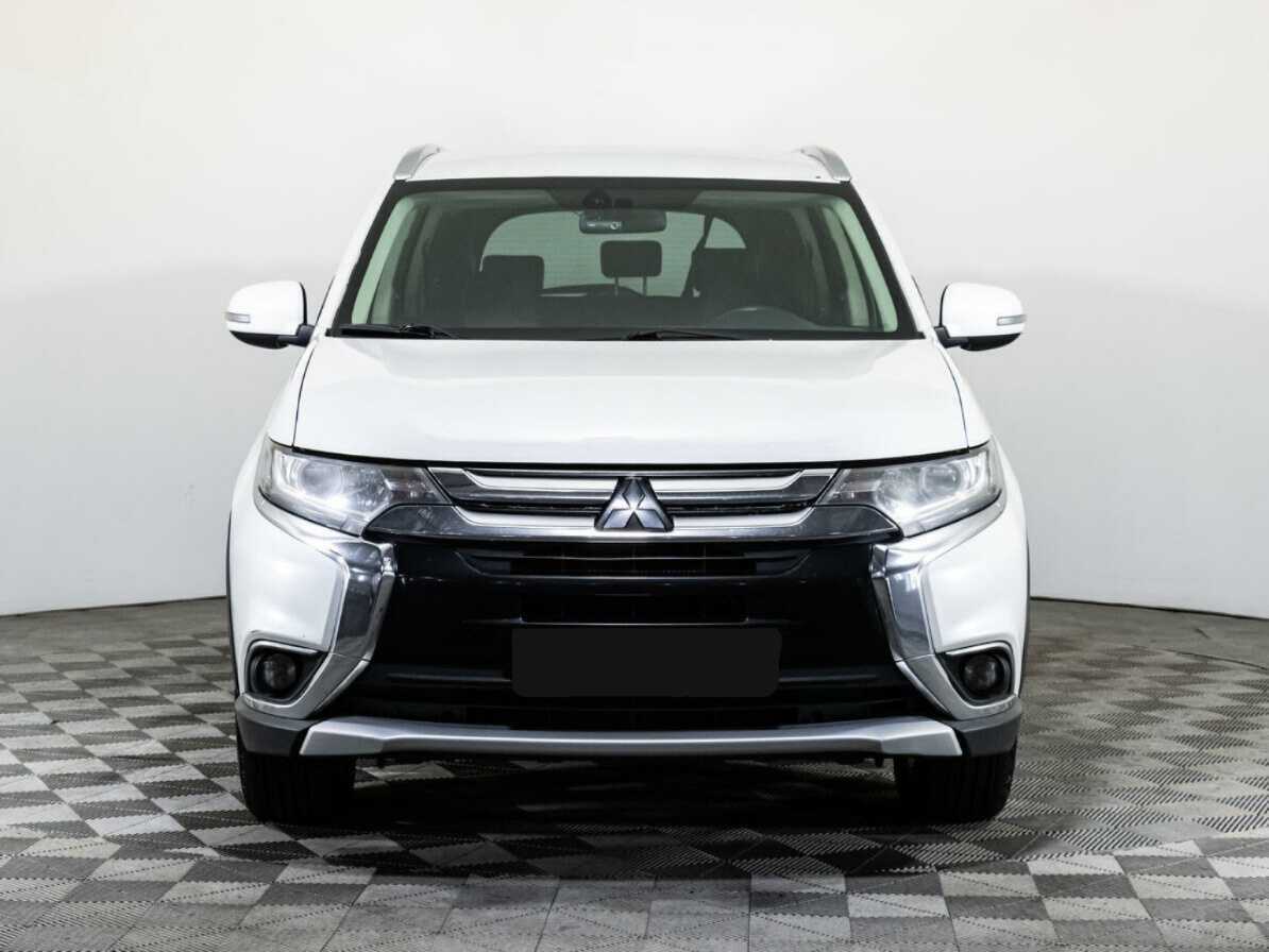 Mitsubishi Outlander 2017 года с пробегом. Фото: #1