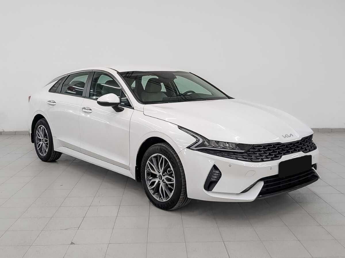 Kia K5 2022 года с пробегом. Фото: #2