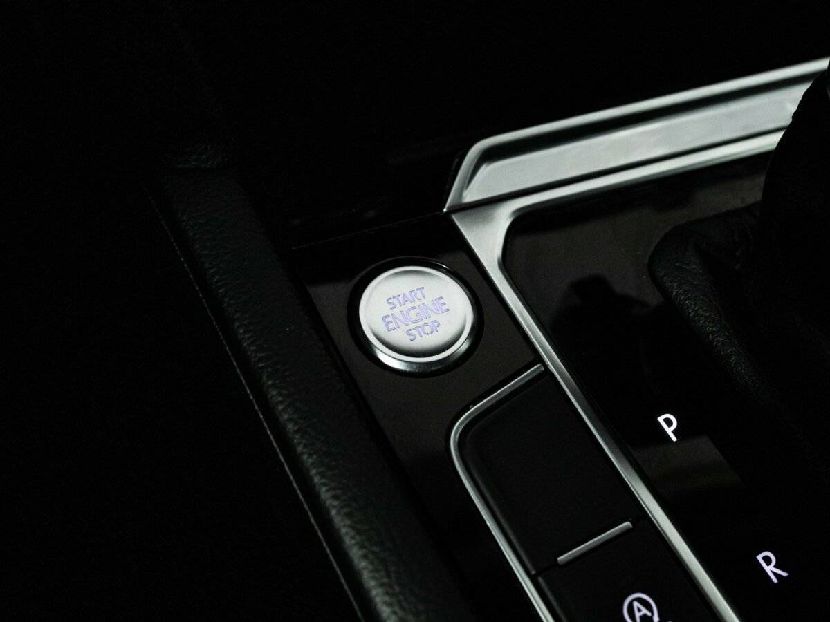 Volkswagen Passat 2016 года с пробегом. Фото: #17