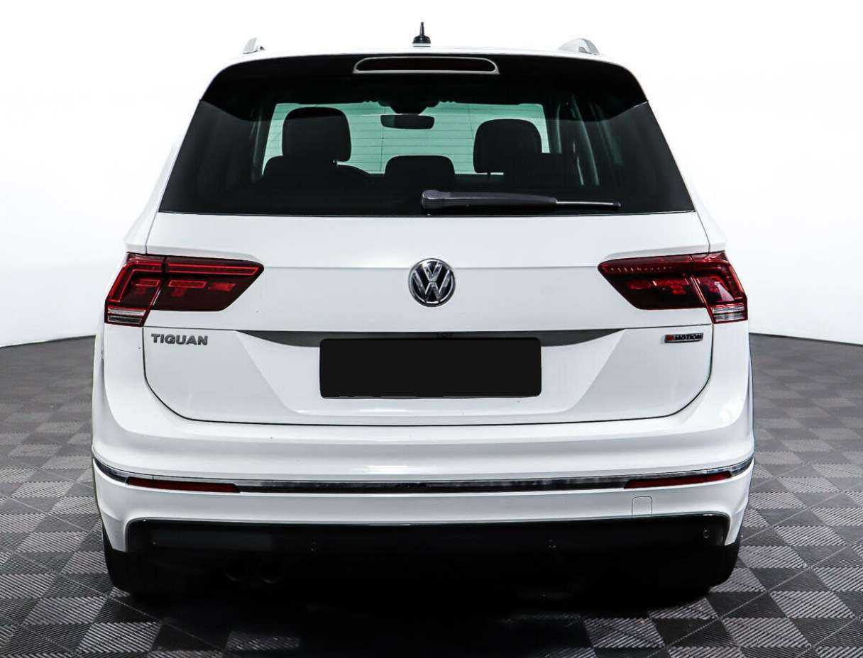 Volkswagen Tiguan 2018 года с пробегом. Фото: #5