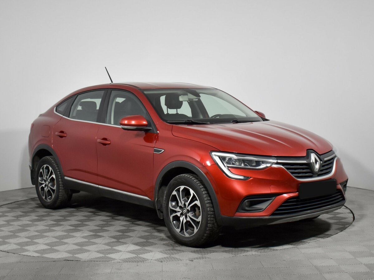 Renault Arkana 2021 года с пробегом. Фото: #2