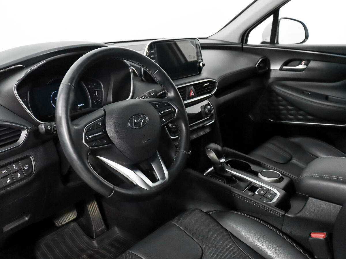 Hyundai Santa Fe 2019 года с пробегом. Фото: #8