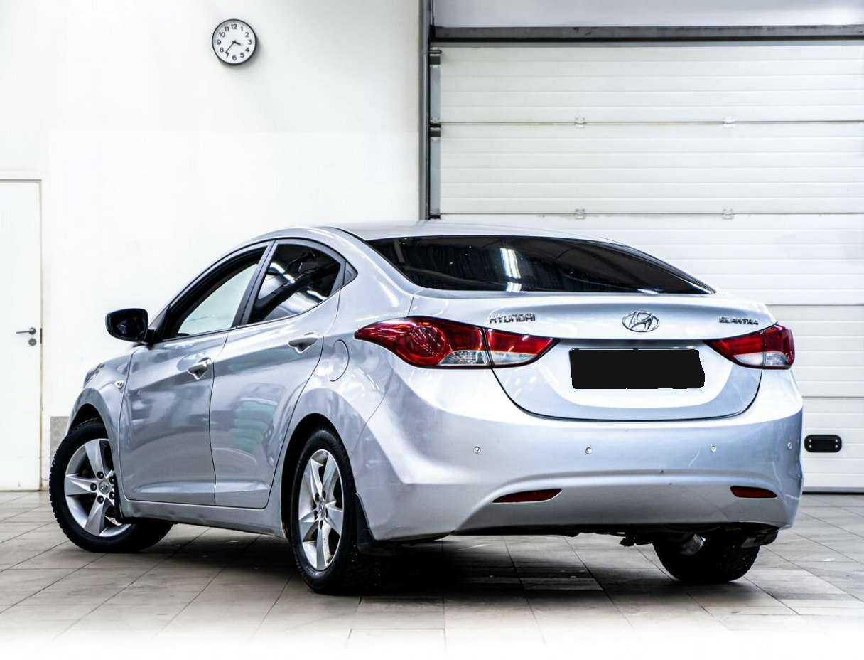 Hyundai Elantra 2012 года с пробегом. Фото: #3